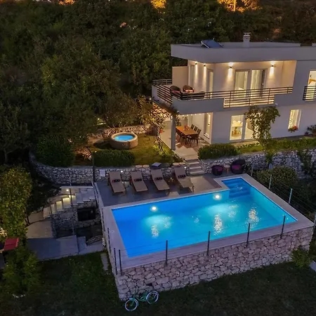 New! Up With Panoramic Views Of Picturesque Landscape And Sea * Gornje Sitno