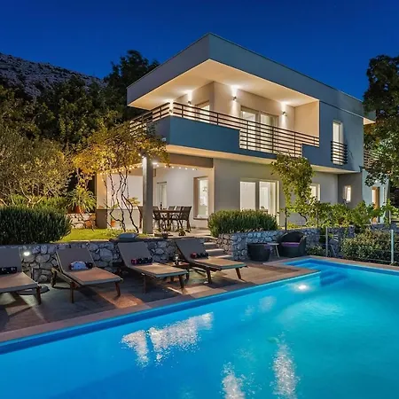 Up With Panoramic Views Of Picturesque Landscape And Sea Villa Gornje Sitno