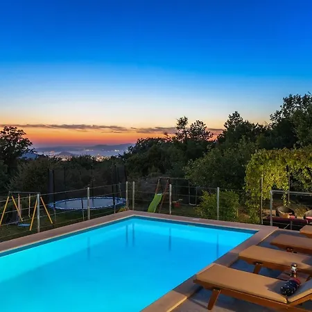 Villa Up With Panoramic Views Of Picturesque Landscape And Sea Gornje Sitno