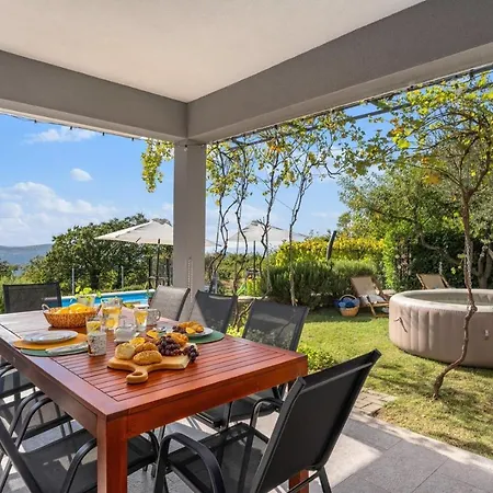 Villa Up With Panoramic Views Of Picturesque Landscape And Sea *